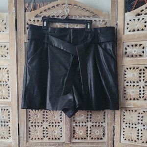 Zara Black Faux Leather Paper Bag Waist Shorts With Pockets/belt XL